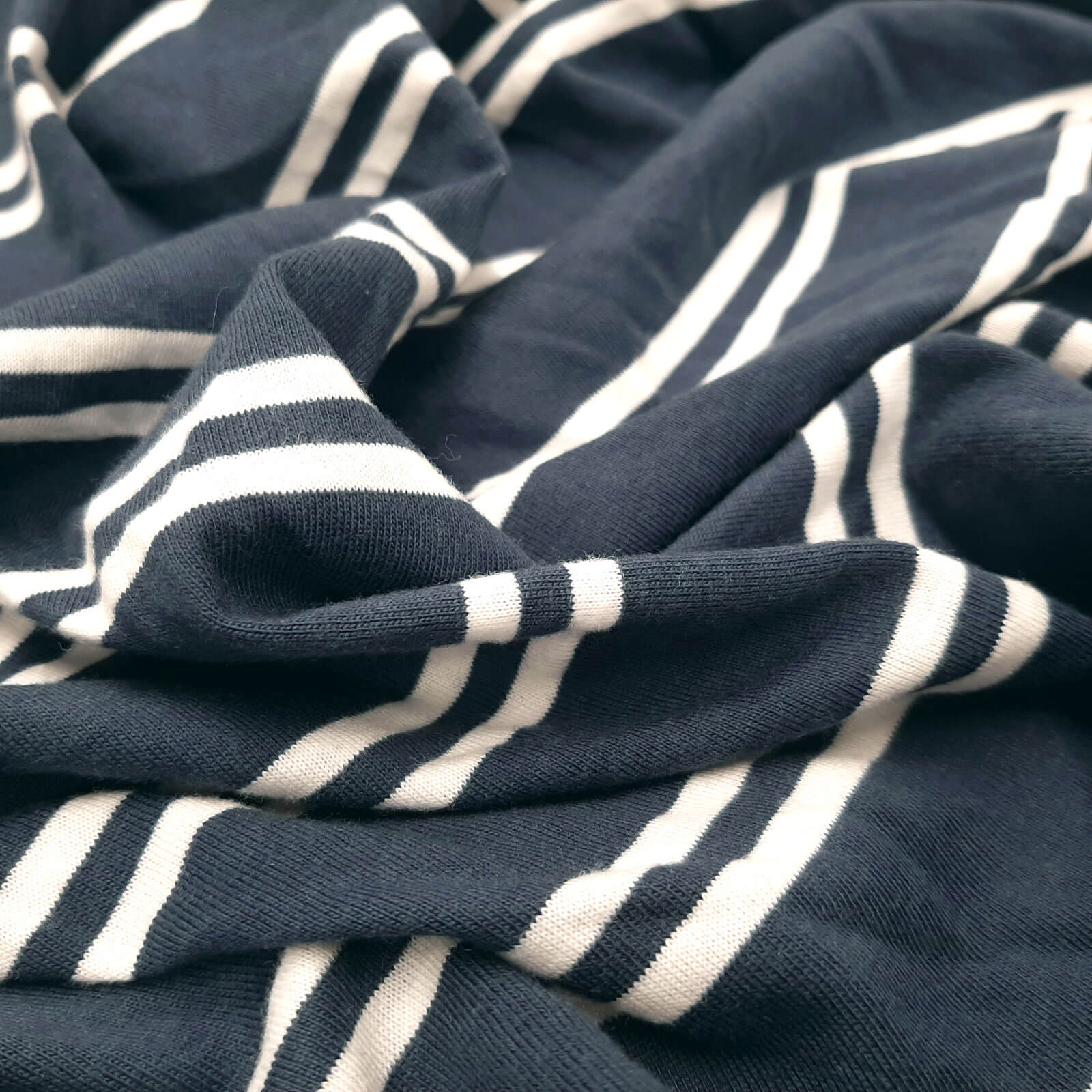 Mobina – Öko-Tex® Jersey mit Streifen – Rauchblau-Weiß